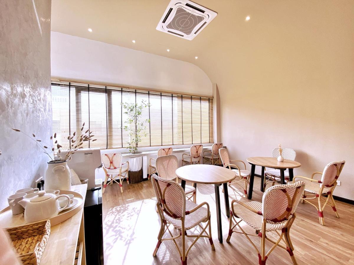One Heritage Hotel Серембан Екстериор снимка